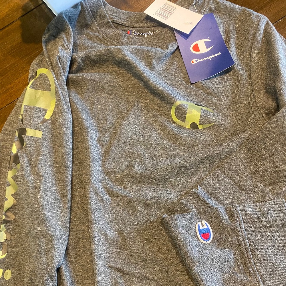 New long sleeve boys size 10/12
